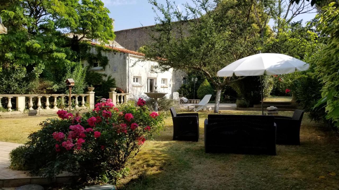 La Maison Blanche Blaye Zewnętrze zdjęcie