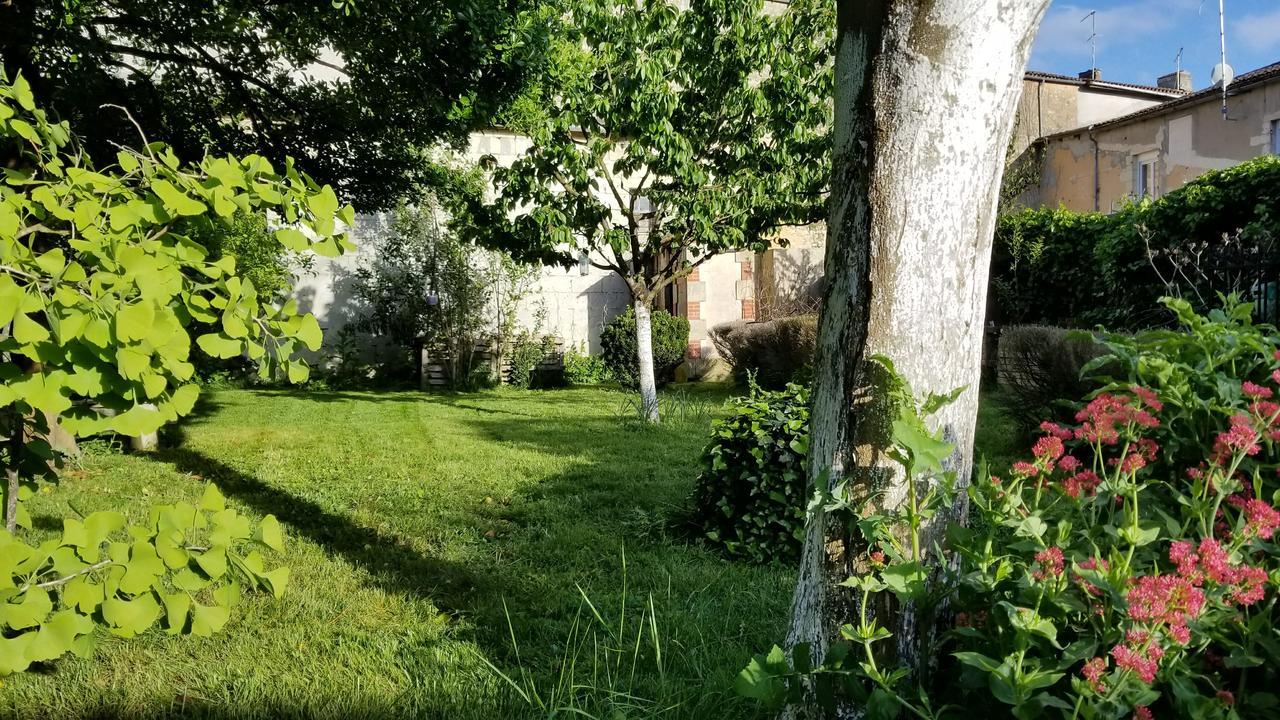 La Maison Blanche Blaye Zewnętrze zdjęcie