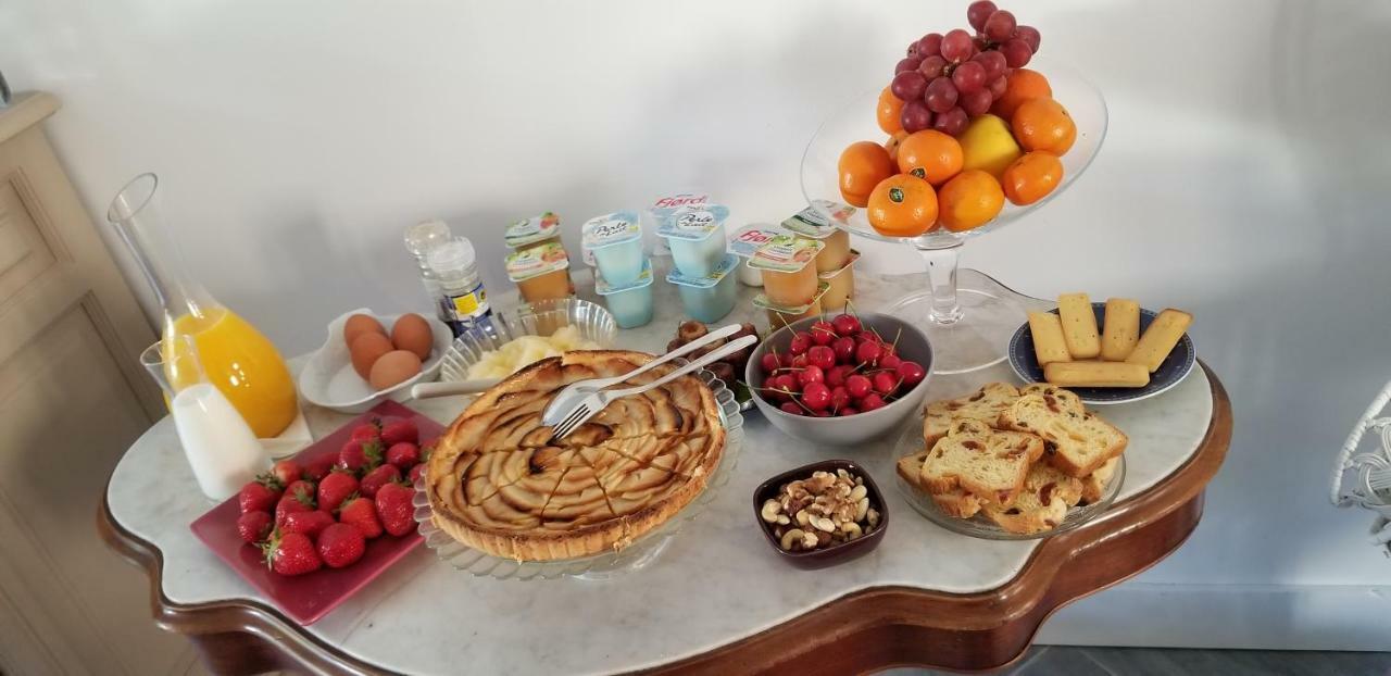 La Maison Blanche Blaye Zewnętrze zdjęcie